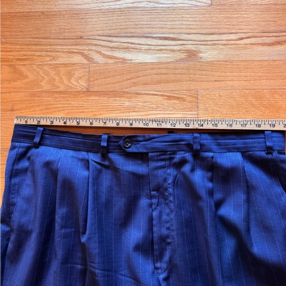 Ralph Lauren 100% Wool Men's Navy Pinstripe Suit - Picture 10 of 16